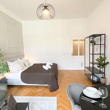 Cozy & Central 2 Bedroom Apartment 비엔나 외부 사진